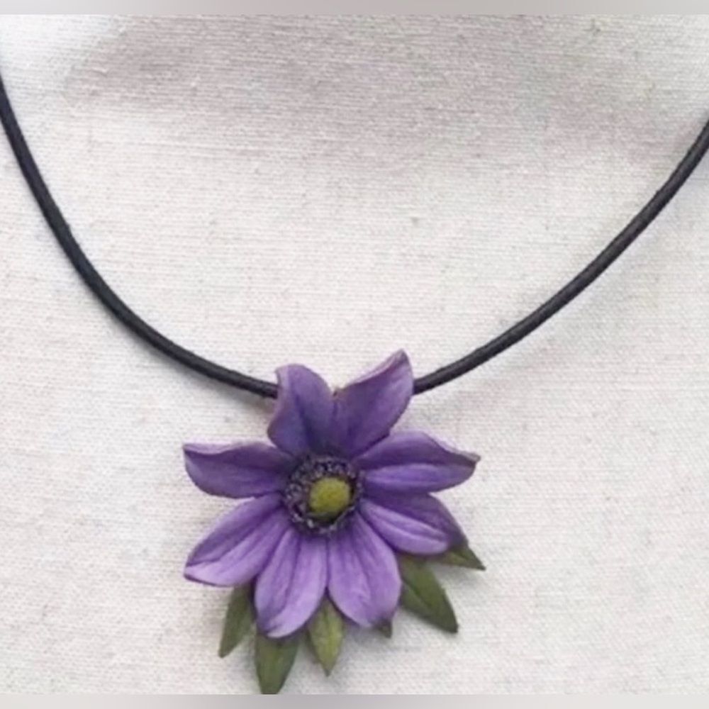 NEW Artisan Unique Flower Statement Necklace